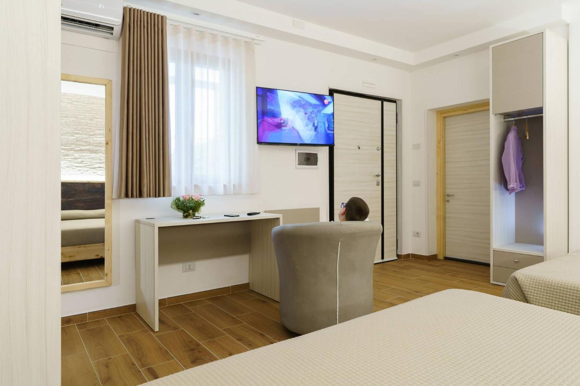 Chalet N5 Guest House 카탄차로 외부 사진